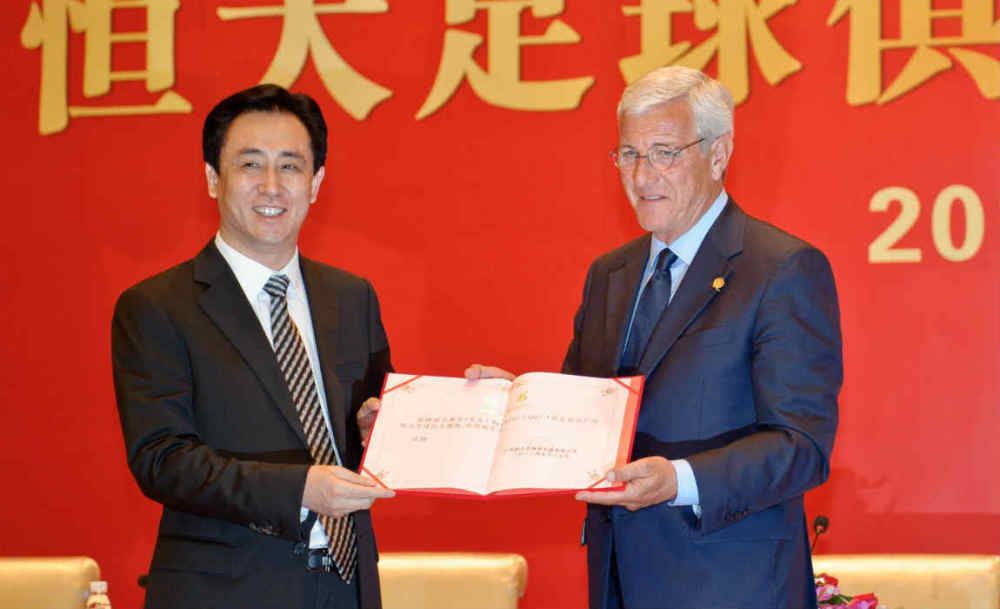 它讲了一个想死的人被一帮将死的人互相拯救的故事。